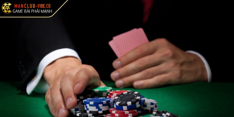 Các Hand Bài Trong Poker MANCLUB Update Chi Tiết Nhất 2025 3 Tương quan vị trí các quân bài quyết định kết quả
